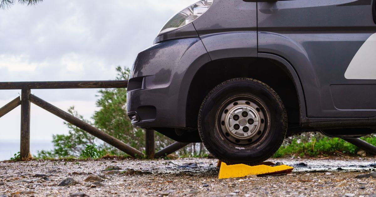 Guide to levelling a motorhome on blocks